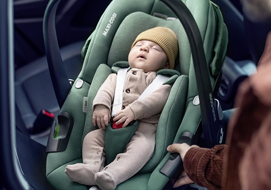 Babyschale der Firma "MaxiCosi"