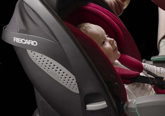 Babyschale der Firma "Reacaro"