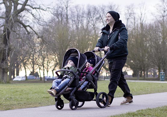 Zwillingskinderwagen der Firma iCandy