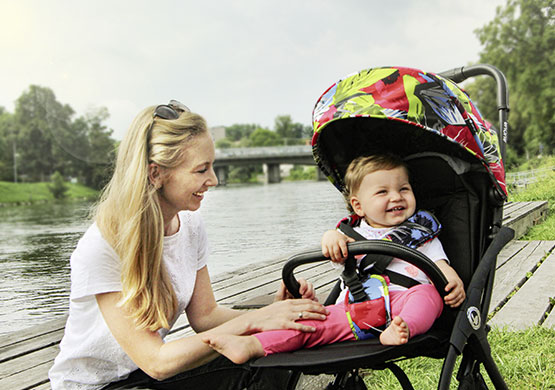 Produktbild: Buggy der Firma "Avova"